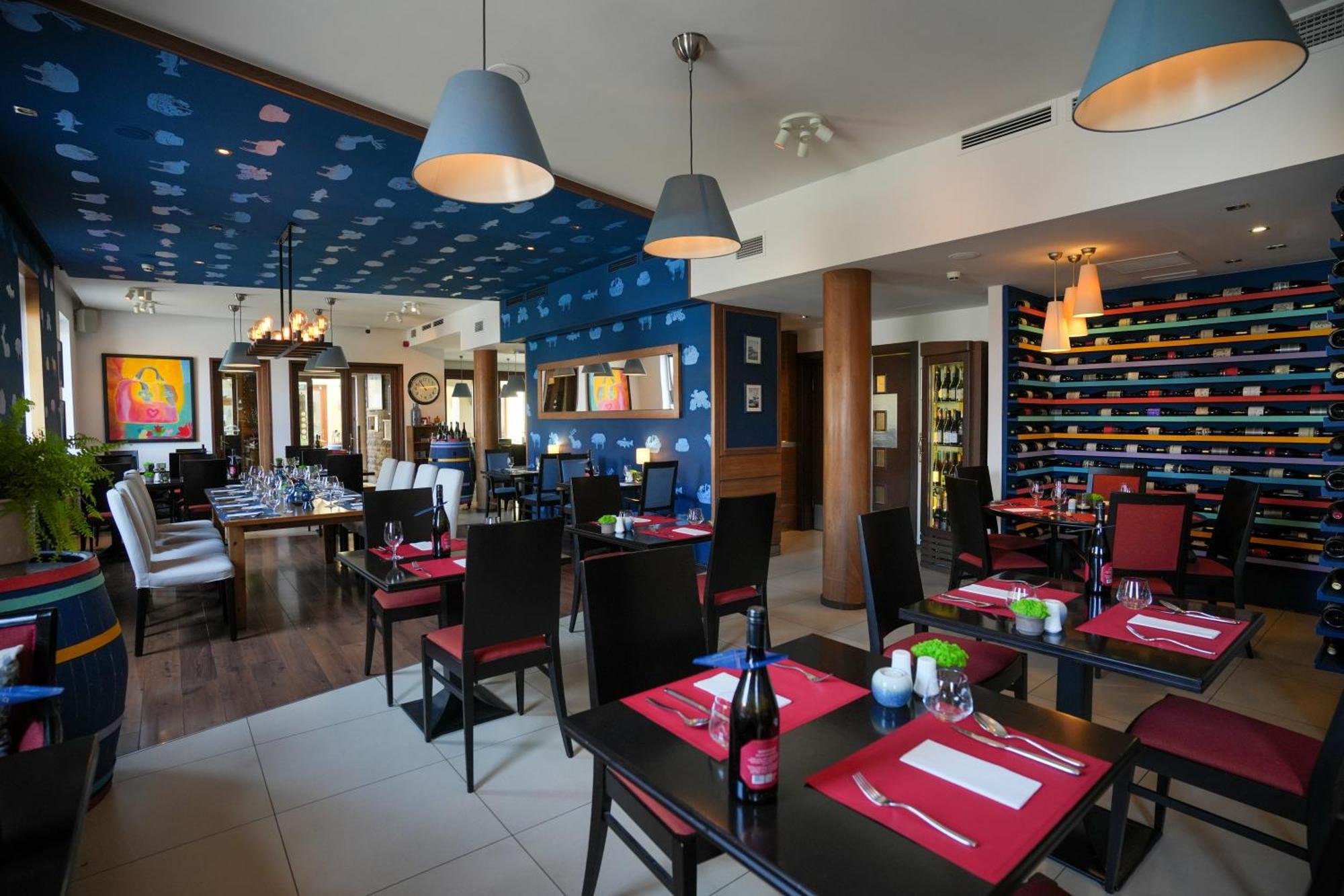 Imola Udvarhaz Dessert Hotel Eger Bagian luar foto