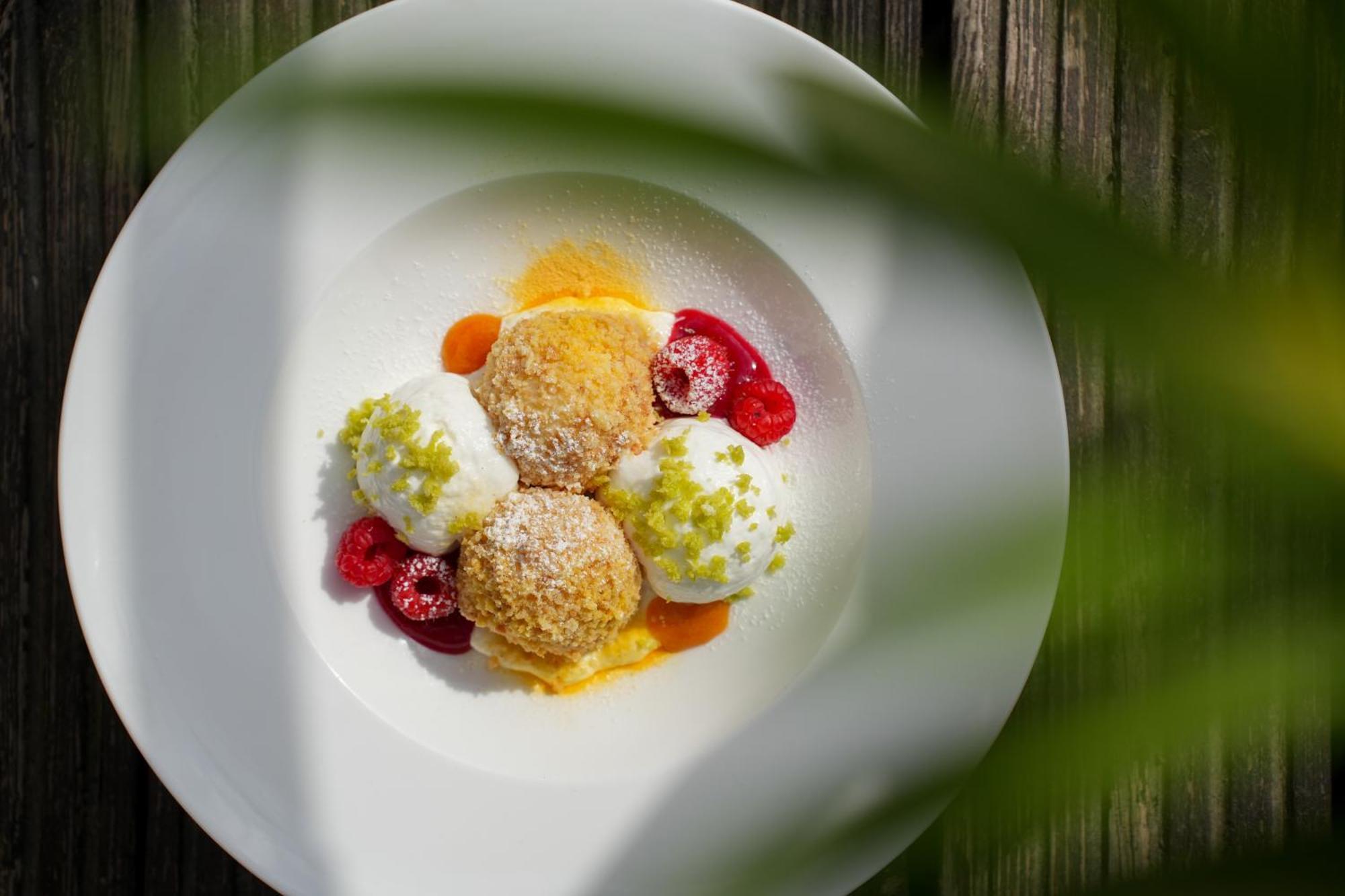 Imola Udvarhaz Dessert Hotel Eger Bagian luar foto